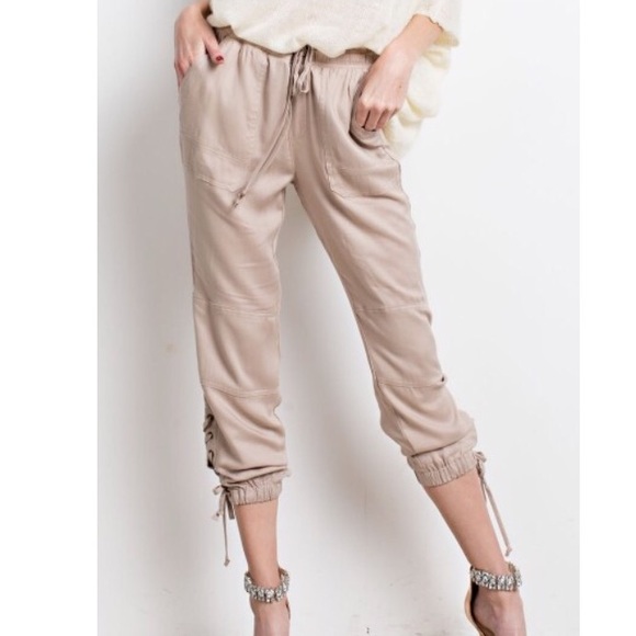 Natural lace up twill joggers - Picture 3 of 5